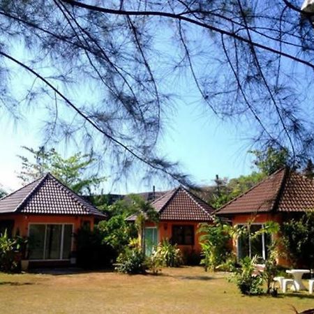 Monkey Dive Hostel Khaolak خاو لاك المظهر الخارجي الصورة