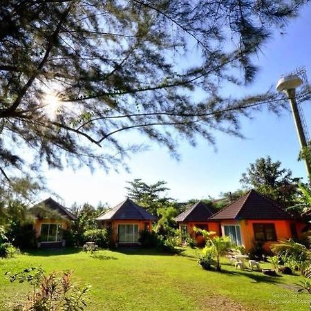 Monkey Dive Hostel Khaolak خاو لاك المظهر الخارجي الصورة