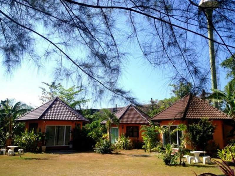 Monkey Dive Hostel Khaolak خاو لاك المظهر الخارجي الصورة